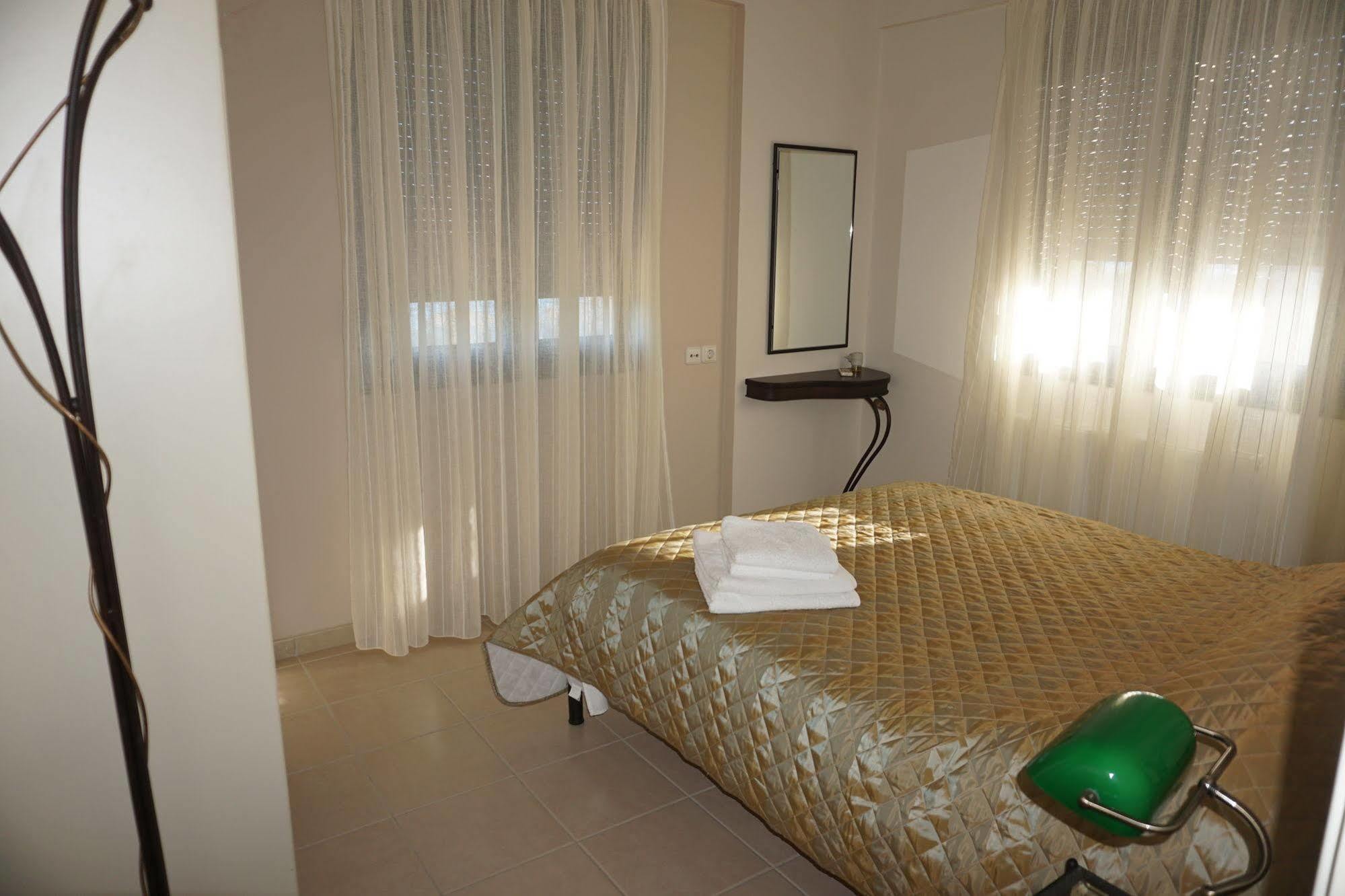 Portela Apartments Kampoula Keratókambosz Kültér fotó