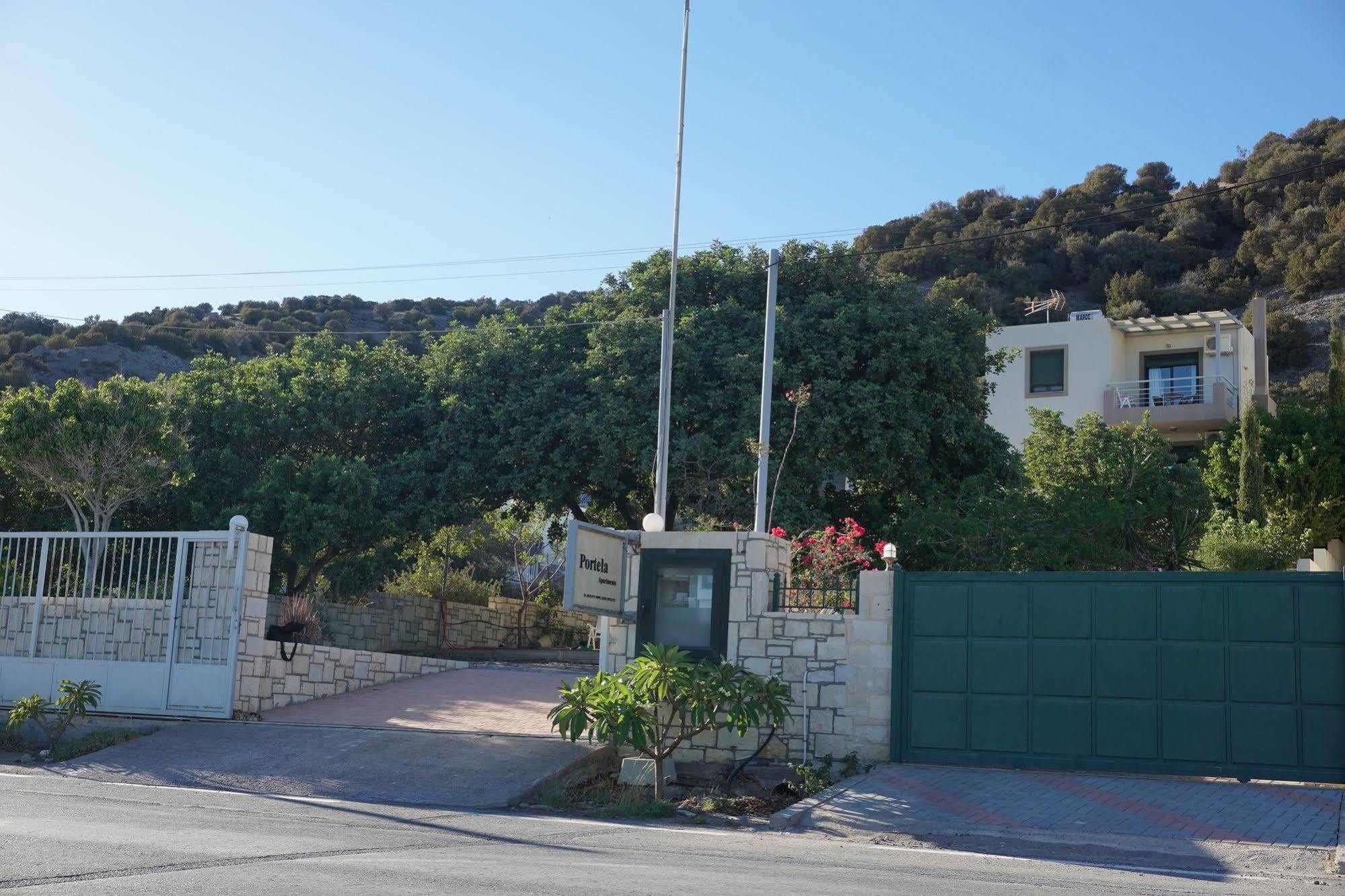 Portela Apartments Kampoula Keratókambosz Kültér fotó